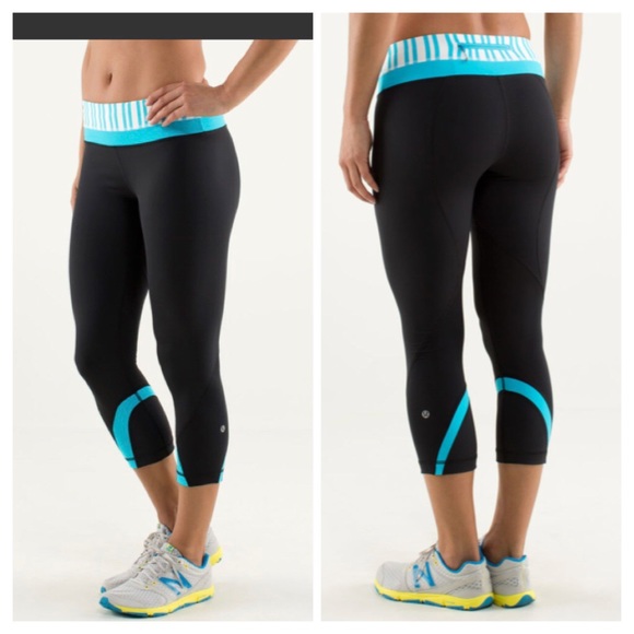 lululemon athletica Pants - Lululemon athletica crop running pants